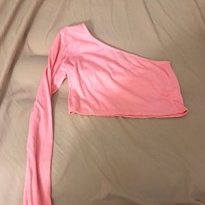 one shoulder crop top
